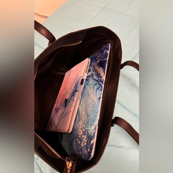 Kate Spade hand bag🖤 - Picture 7 of 7